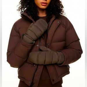 Aritzia Super Puff ‘Shorty’